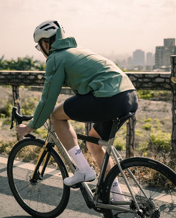 Café du Cycliste 外套Alizee ScotsPine 全防水 松綠 男女共版