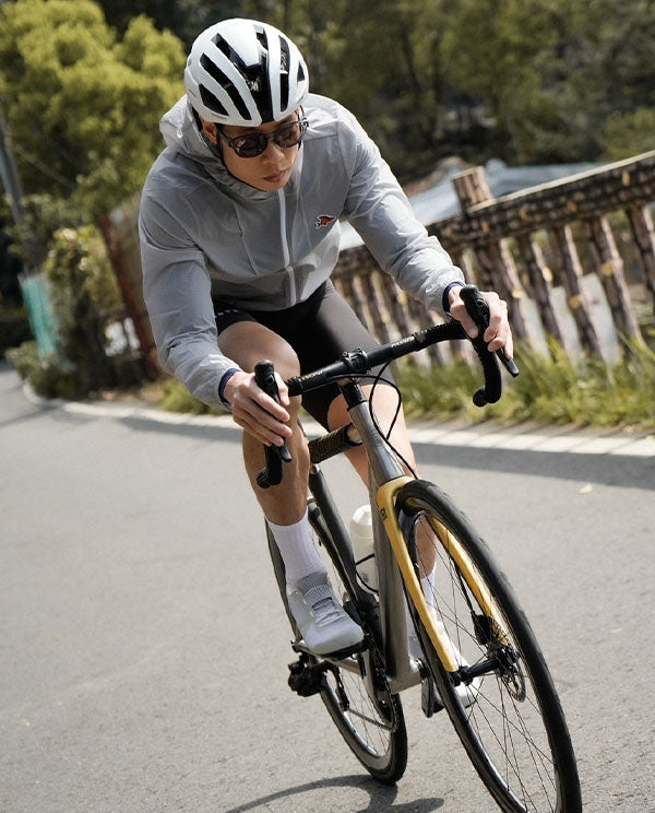 Café du Cycliste 外套ILONA Cloud Grey 防風 男款 淺灰