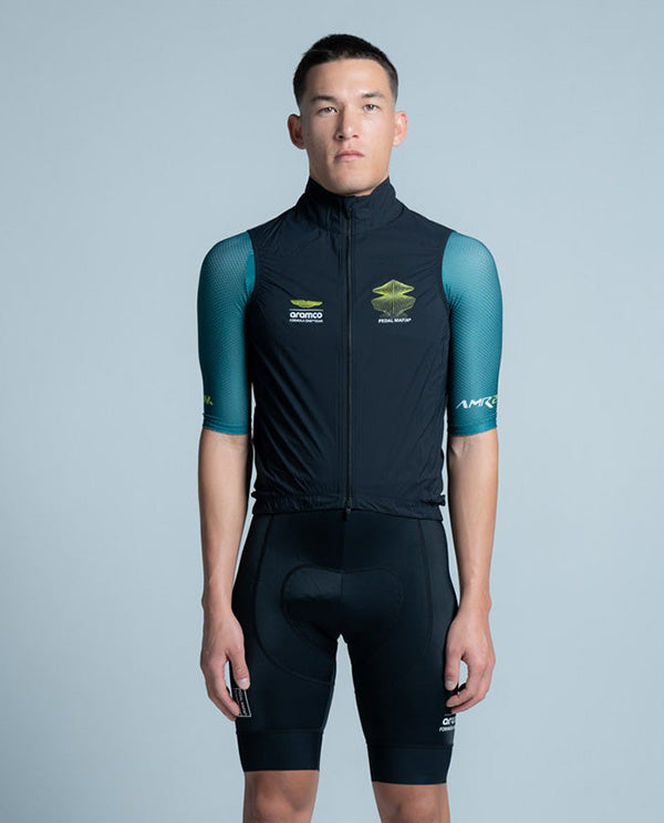 【預購】Pedal Mafia 背心Core Light Vest Aston Martin Aramco F1® Team Black 男款 黑
