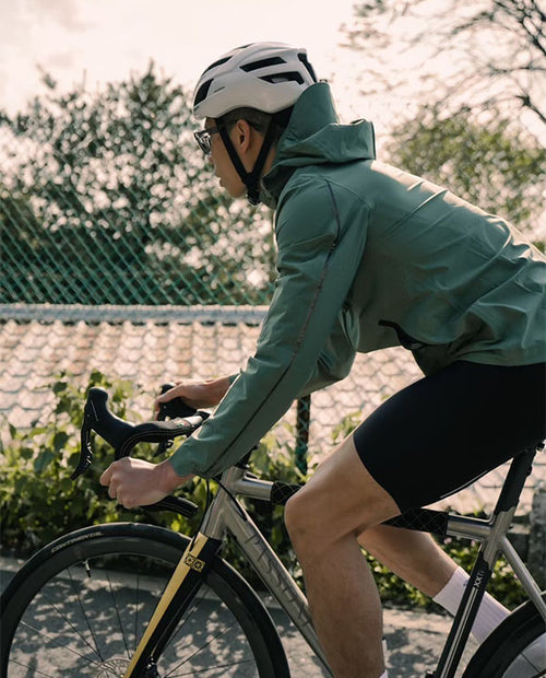 Café du Cycliste 外套Alizee ScotsPine 全防水 松綠 男女共版