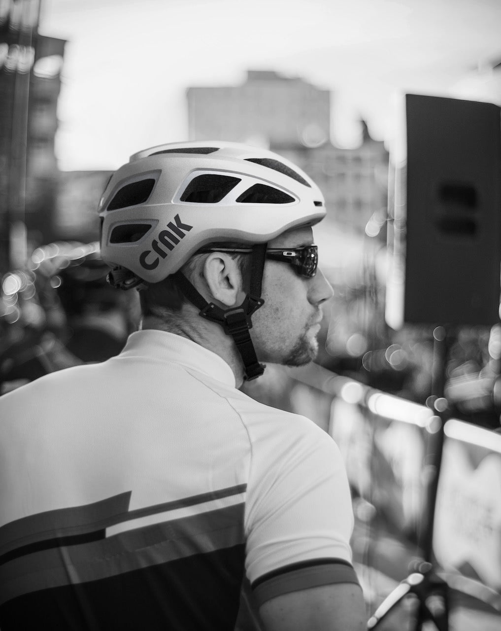 CRNK 車帽VELOCE Cycling Helmet White 白