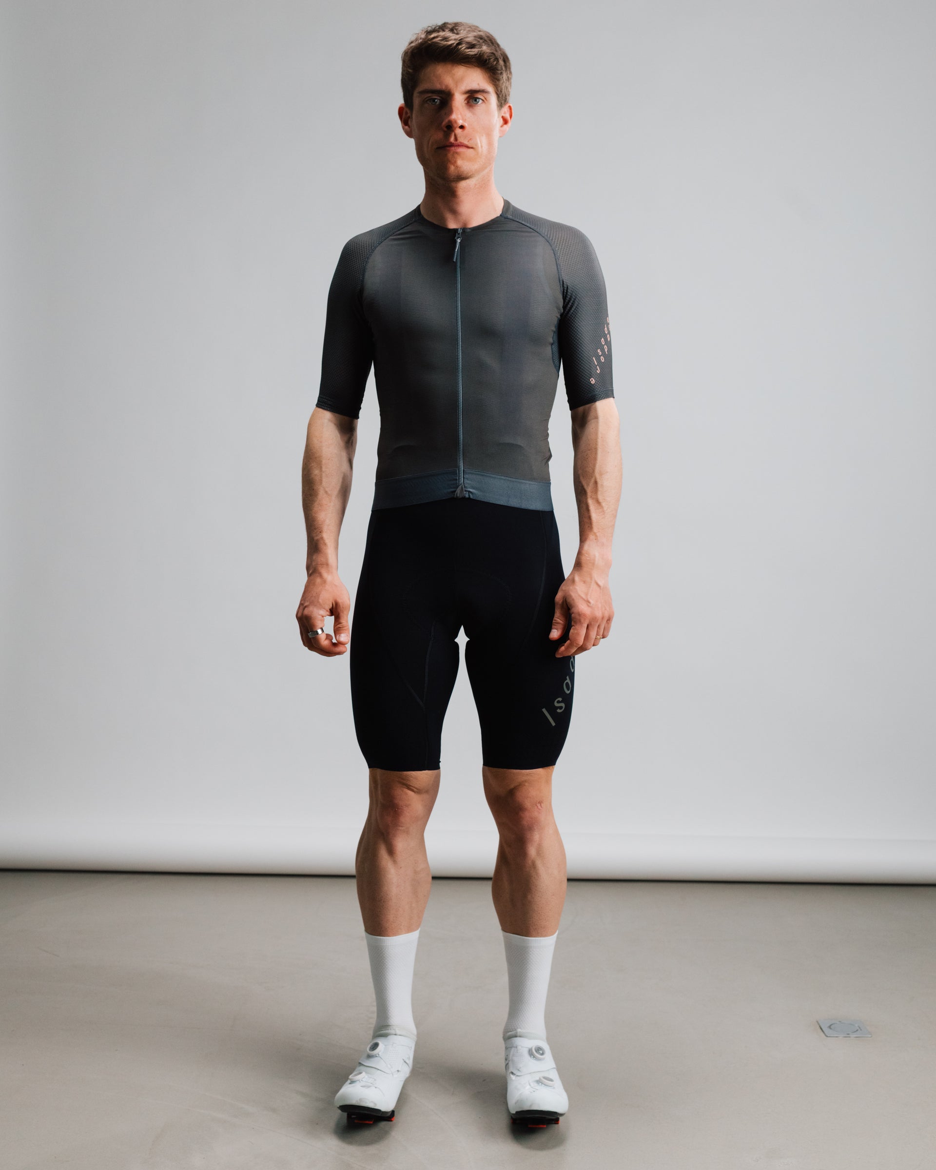 Isadore 車衣 Alternative Jersey Volcanic Ash 男款 火山灰黑