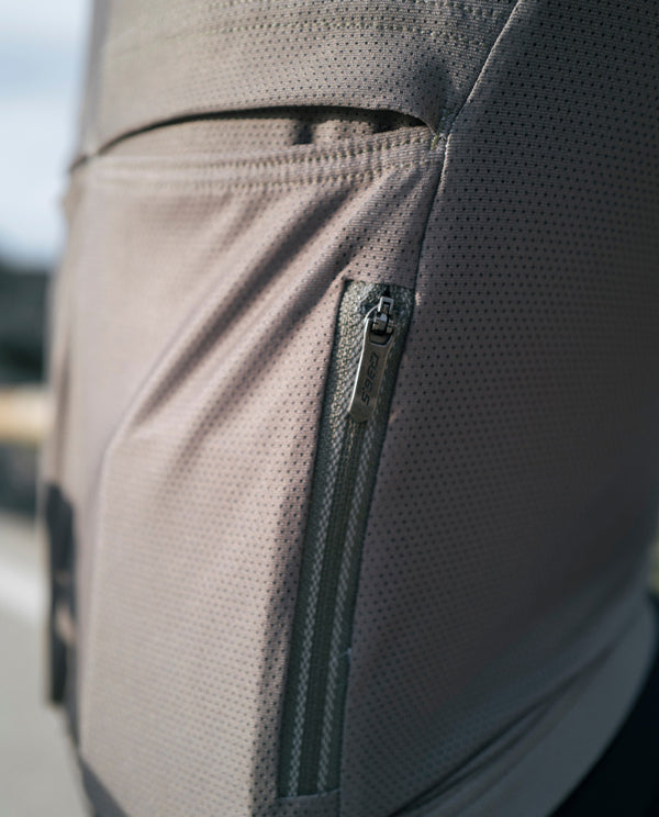 Q36.5 車衣 Gregarius Signature Sleeveless Jersey OliveGreen 無袖 男款 橄欖綠