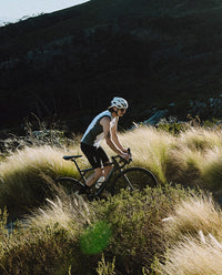 Café du Cycliste 車衣 Beatrice V2 Lightweight Jersey WhiteScotsPine 無袖 男款 白松綠