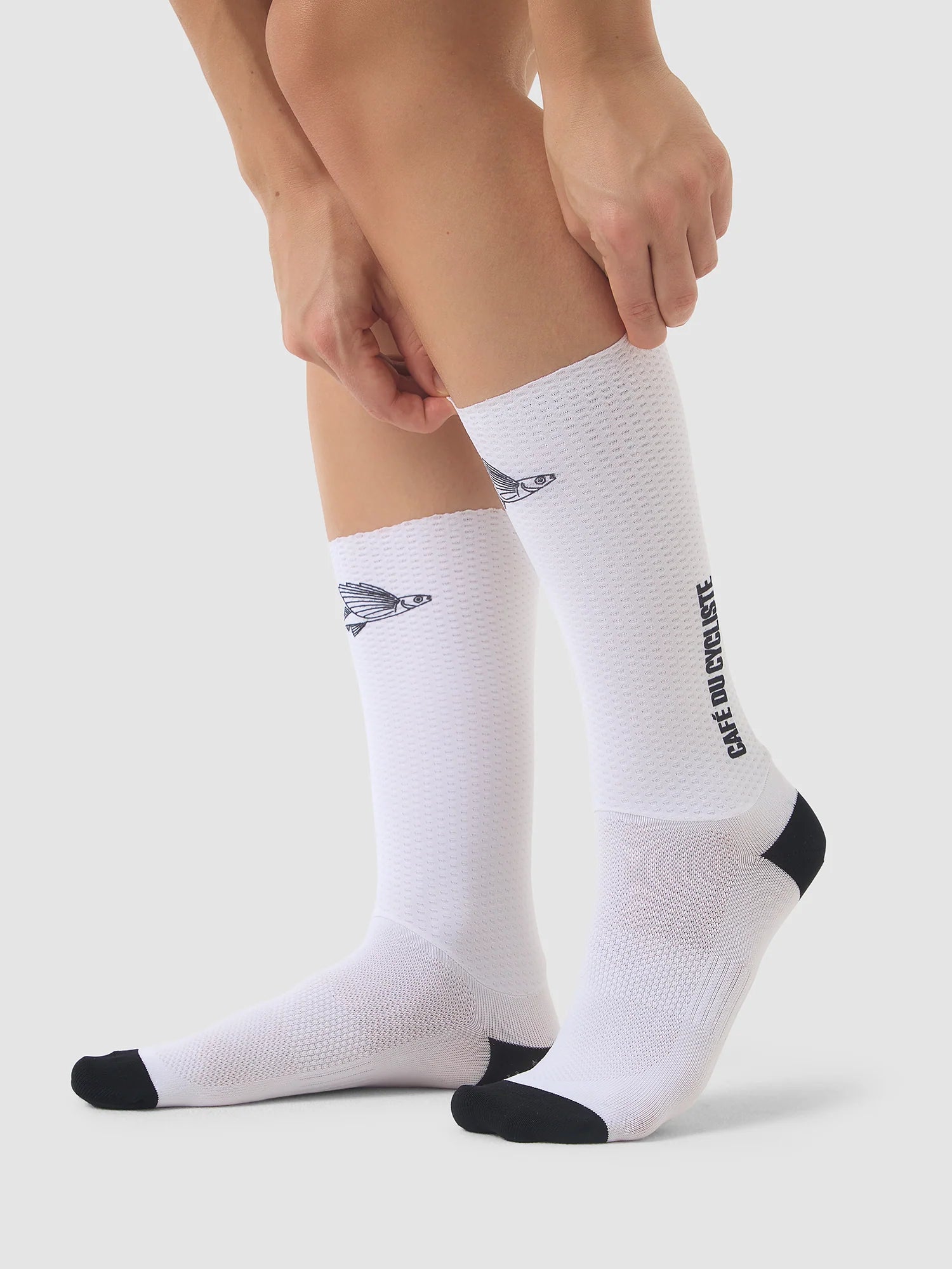 Café du Cycliste 空力車襪 Aero Socks Flying Fish Black on White 飛魚白