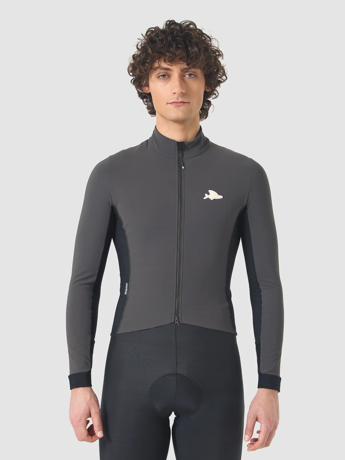 Café du Cycliste 軟殼外套Manon Softshell Jacket Raven 男款 深灰