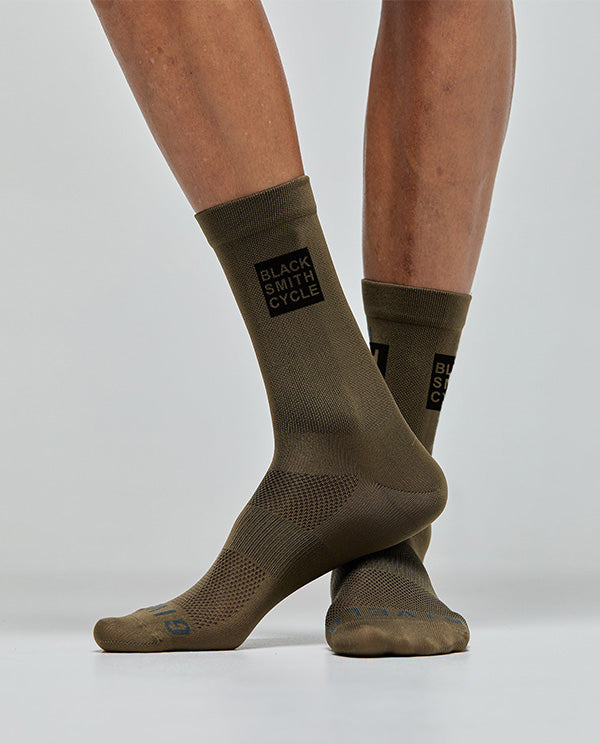 Givelo 車襪BLACKSMITH x BHSP socks Olive 橄欖綠