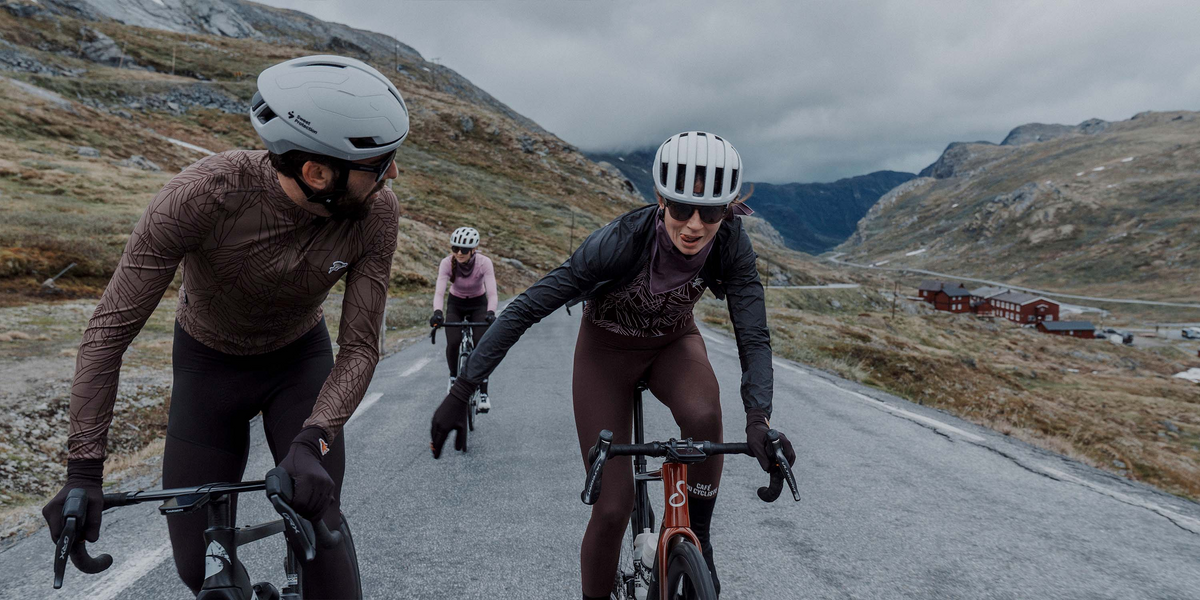 Café du Cycliste 車衣 Charlie Cold Dye Red Moss 長袖 男款 冷染暗紅