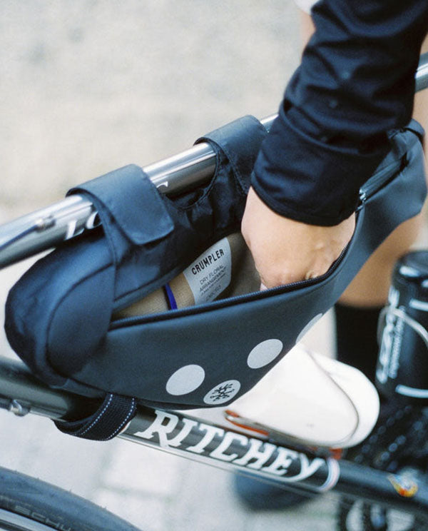 Pedla 車把包 Pedla x Crumpler Dry Floral Arrangement Black 黑