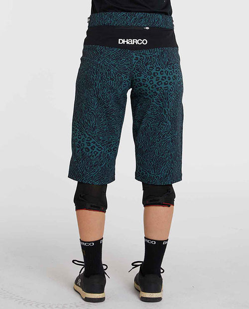 DHaRCO 機能短褲Gravity Shorts Savannah女-藍豹