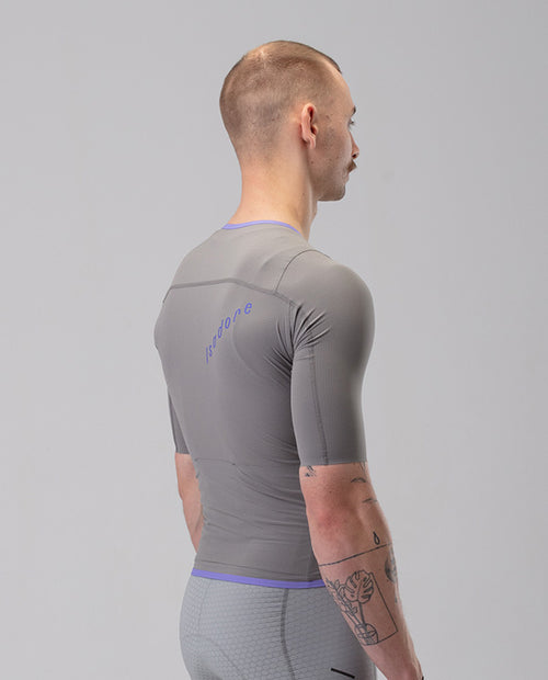 Isadore 車衣 Echelon Ultralight Aero Jersey December Sky 男款 灰