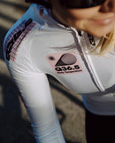 Q36.5 薄長袖車衣Gregarius Hybrid Light Retrofuture LS Jersey White 女款 白