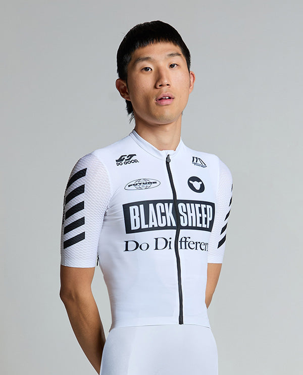 Black Sheep 黑羊 Racing 2.0 Aero Future Project Mono White 男款 經典黑白