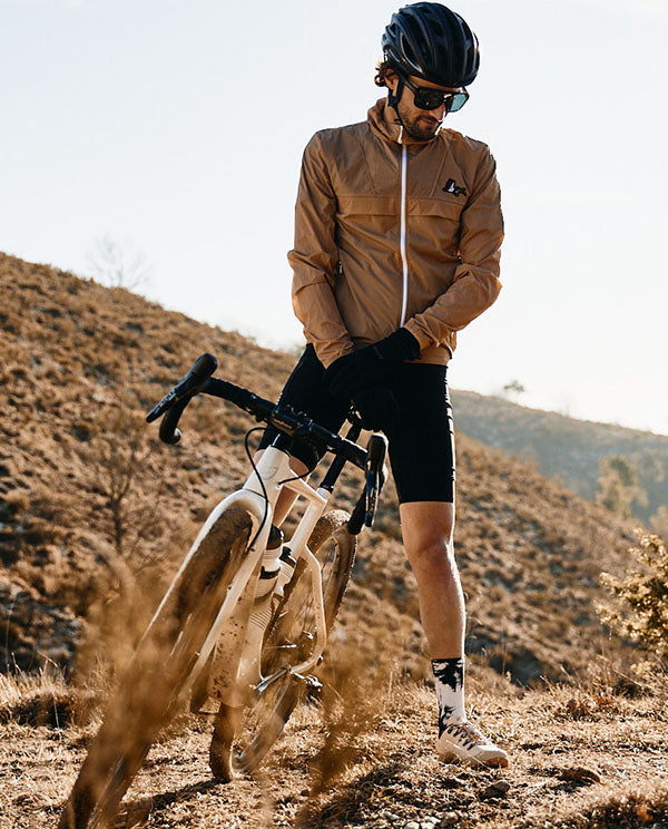 Café du Cycliste 風衣外套 Irisia Windproof Jacket Beige 男款 沙色