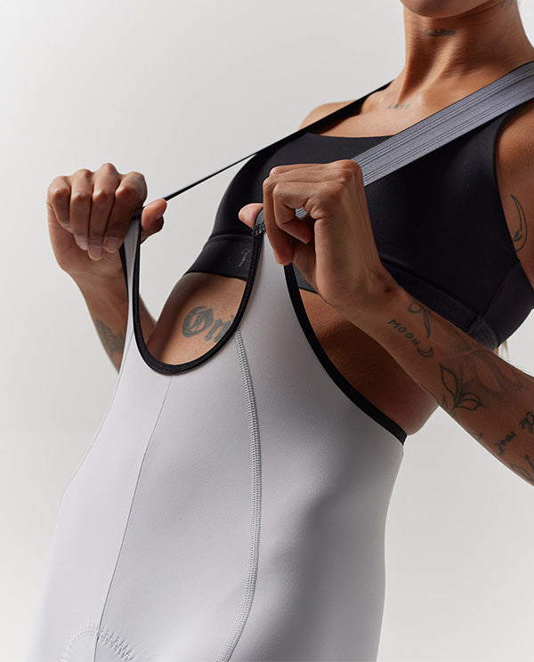 Givelo 磁扣車褲 Lacefly Bib Shorts Grey 女款 淺灰白