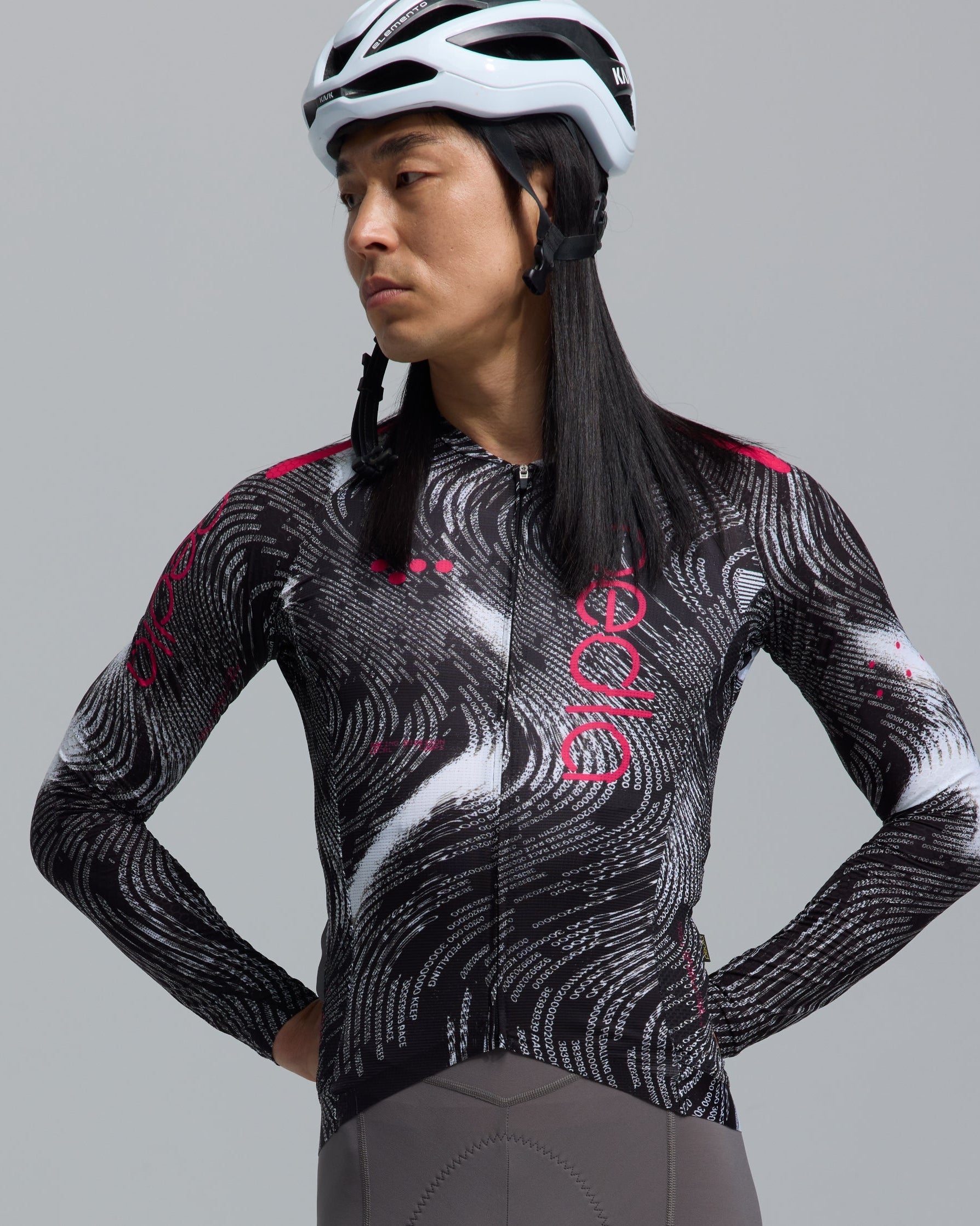 Pedla 薄長袖車衣PRO Pursuit 3.0 LS Jersey Data Black 男款 黑