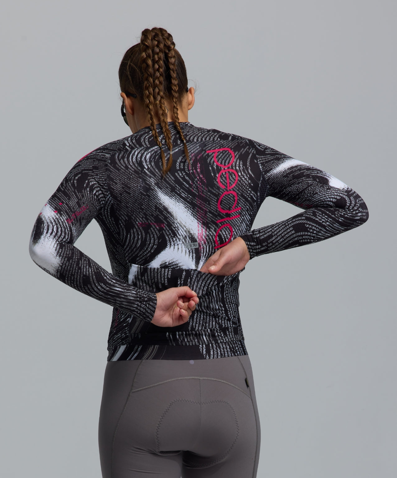 Pedla 薄長袖車衣PRO Pursuit 3.0 LS Jersey Data Black 女款 黑