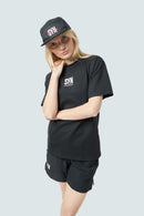 SYN 短袖Tee Rad Race Logo T-Shirt Black 男女共版 黑