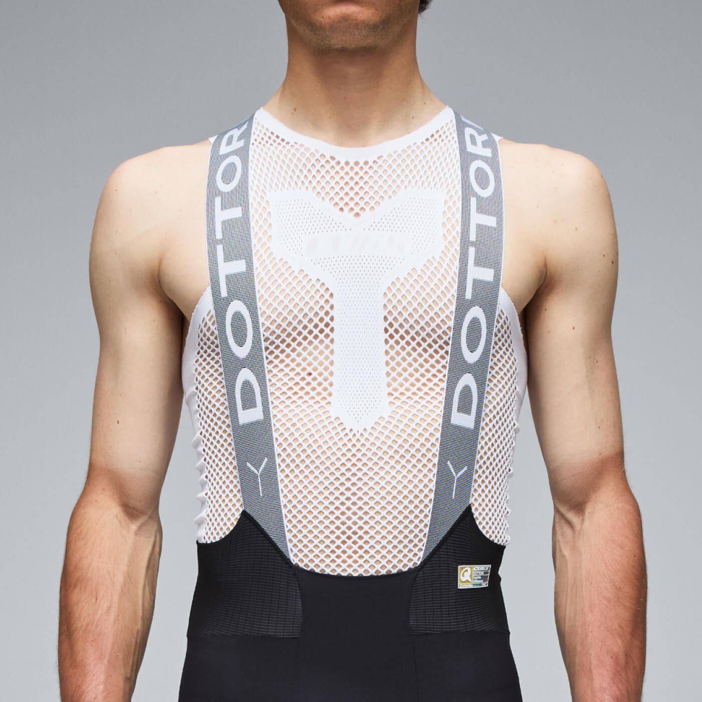 Q36.5 底衫Baselayer Zero Mesh White 無袖 男女共版 白