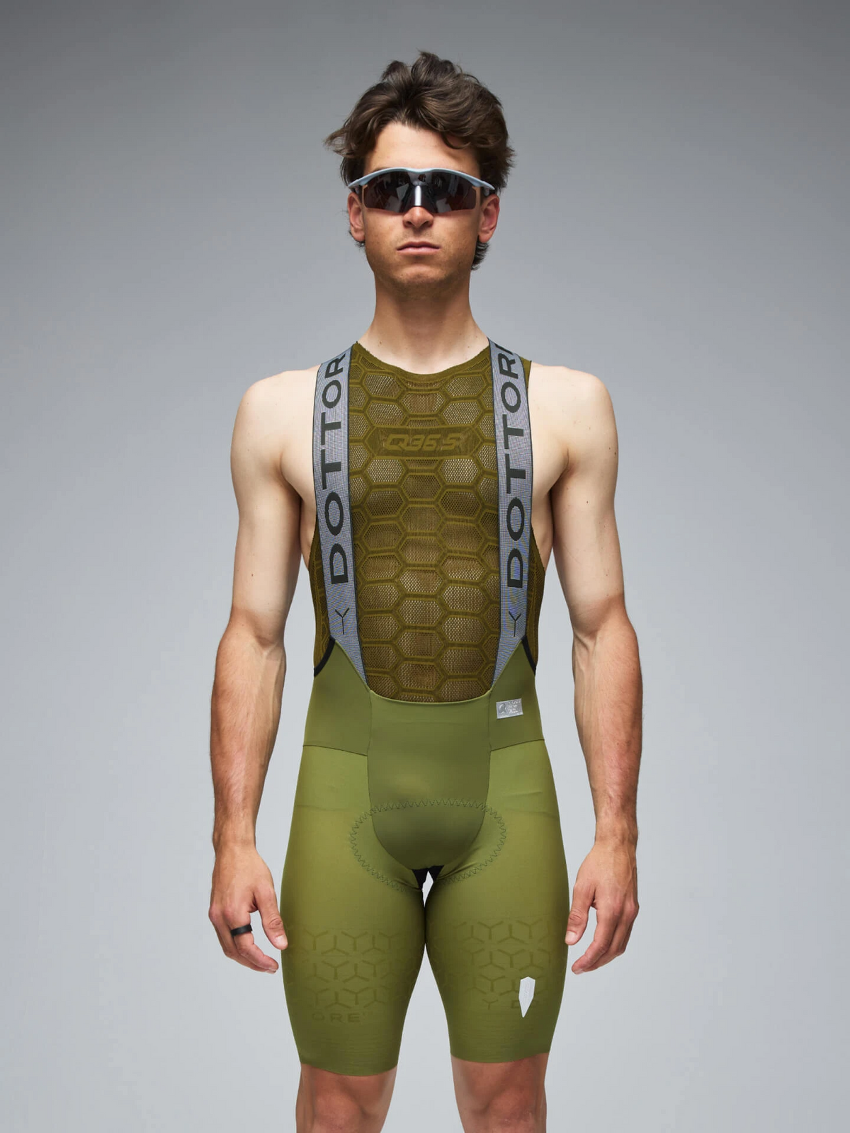 Q36.5 底衫BaseLayer 1 Sleeveless Drab Green 無袖 灰綠