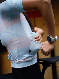 Pedla 防風外套 Elevate Lightweight Packable Jacket Frozen 女款 冰藍