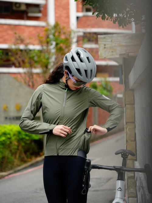 Q36.5 風雨衣外套R. Shell Protection X Olive 男款 綠