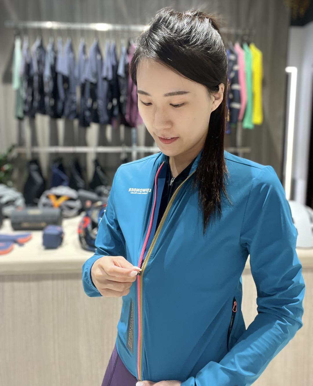 EDW 防潑水風衣EdW Edition Jacket Adriatic Blue 女款 深海藍