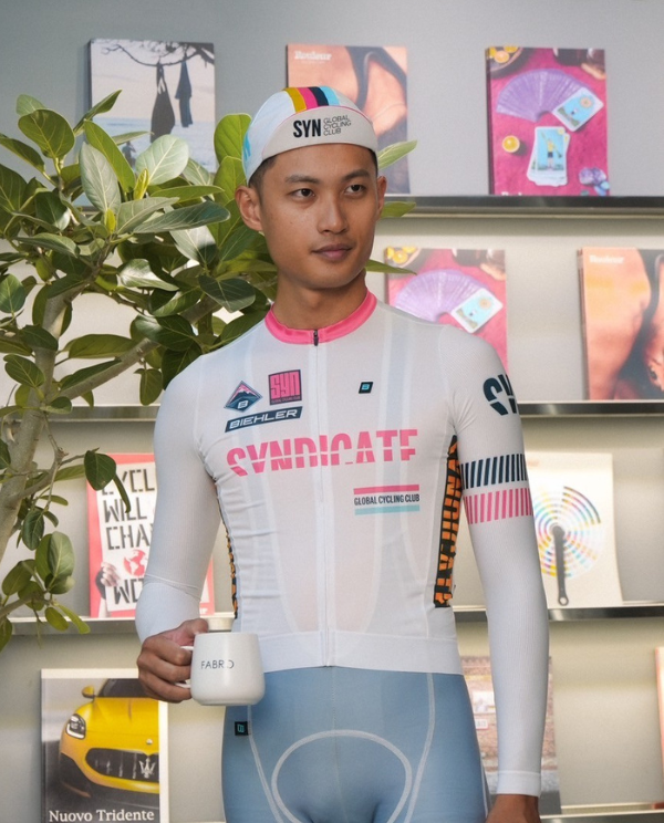 Biehler 薄長袖車衣Syndicate Race Team LS Jersey Sunday 男款 白