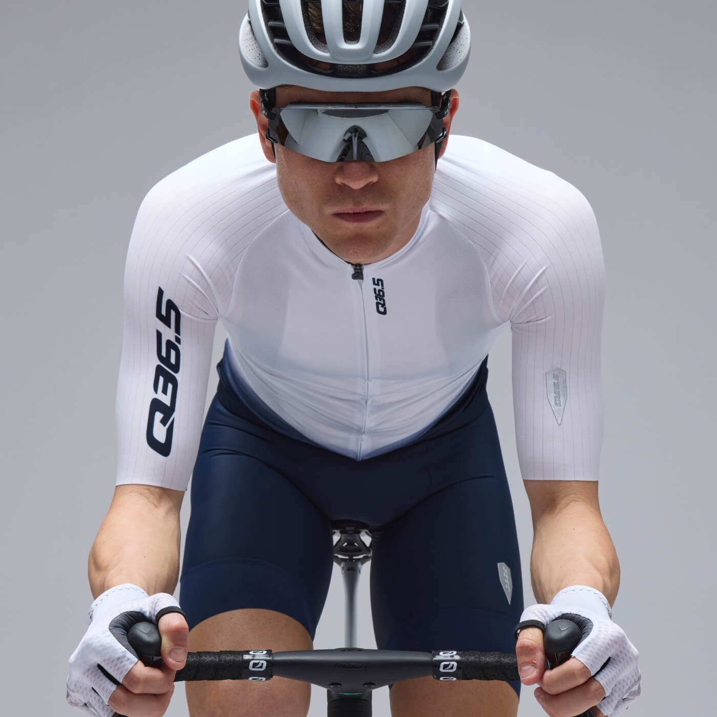 Q36.5 車衣 Gregarius Pro Collar Fade Jersey White 男款 白